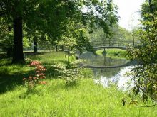 Idyllischer Landschaftspark in Kroppen